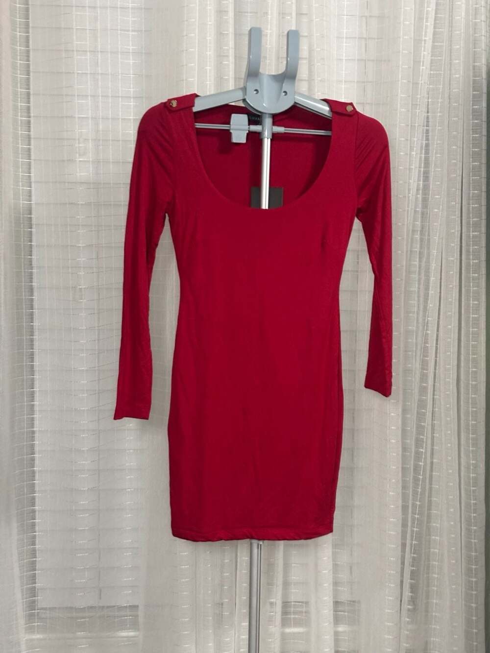 Jluxlabel Red Long Sleeve Scoop Neck Bodycon Mini Dress with Gold Shoulder Butto